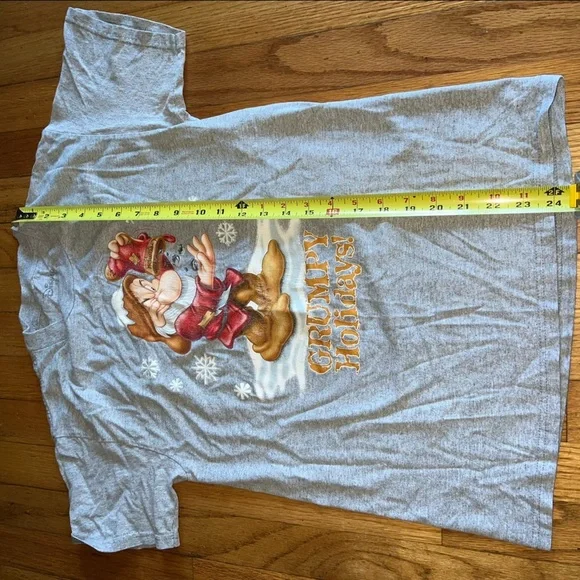 88 Grumpy Holidays T-shirt - Picture 5 of 7